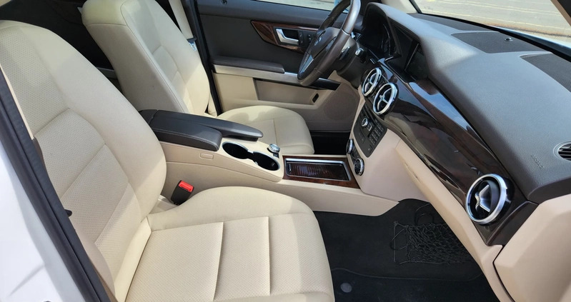 Mercedes-Benz GLK cena 83000 przebieg: 149000, rok produkcji 2015 z Wielichowo małe 466